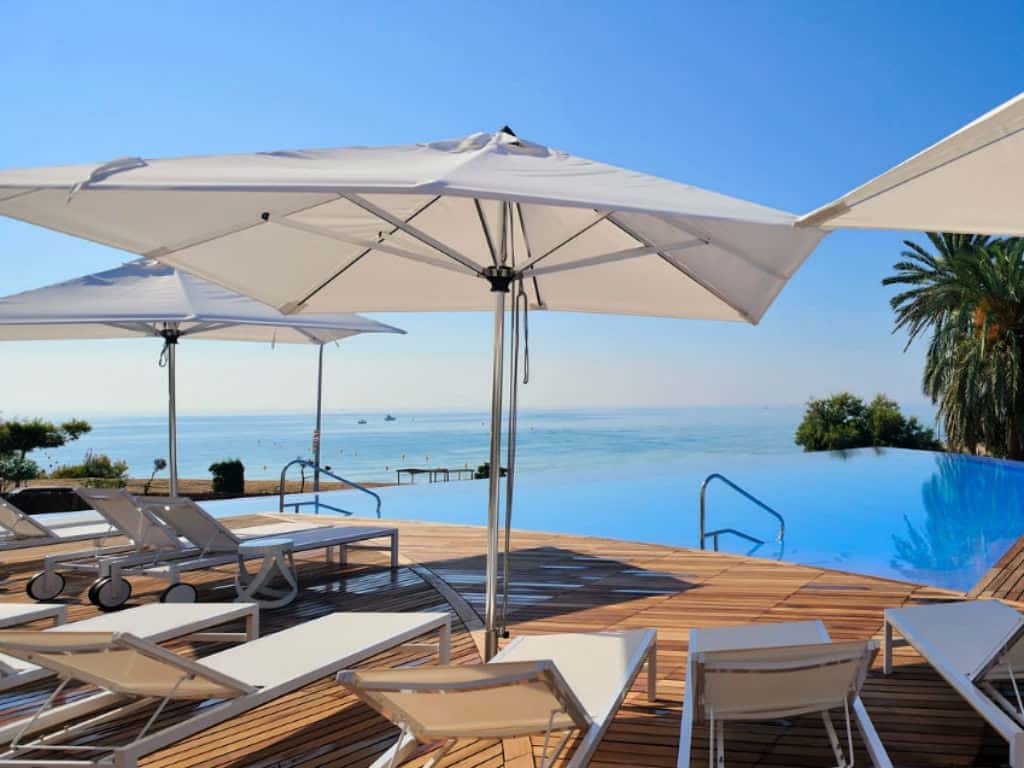 Beach-Club-terrace1024-1024x768