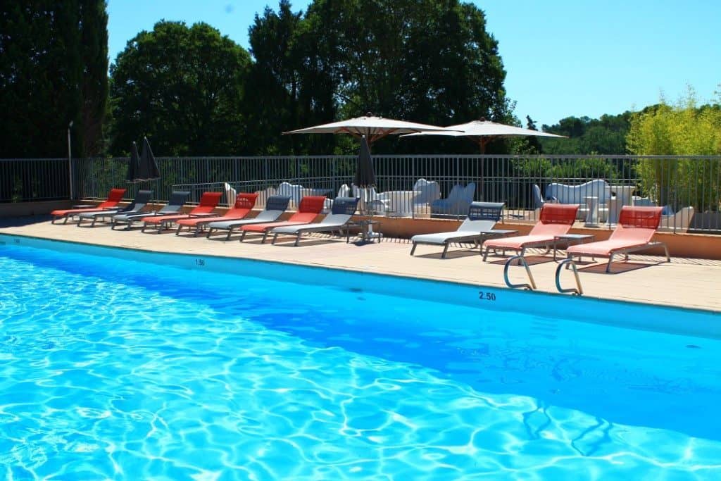 Chateau-de-la-Begude-Pool-1024x683