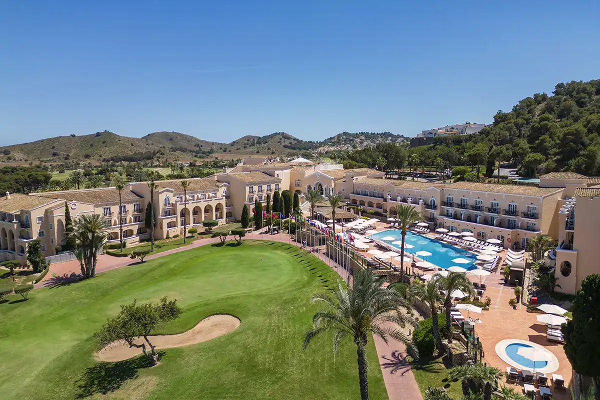 Hyatt_LaMangaClub (2)