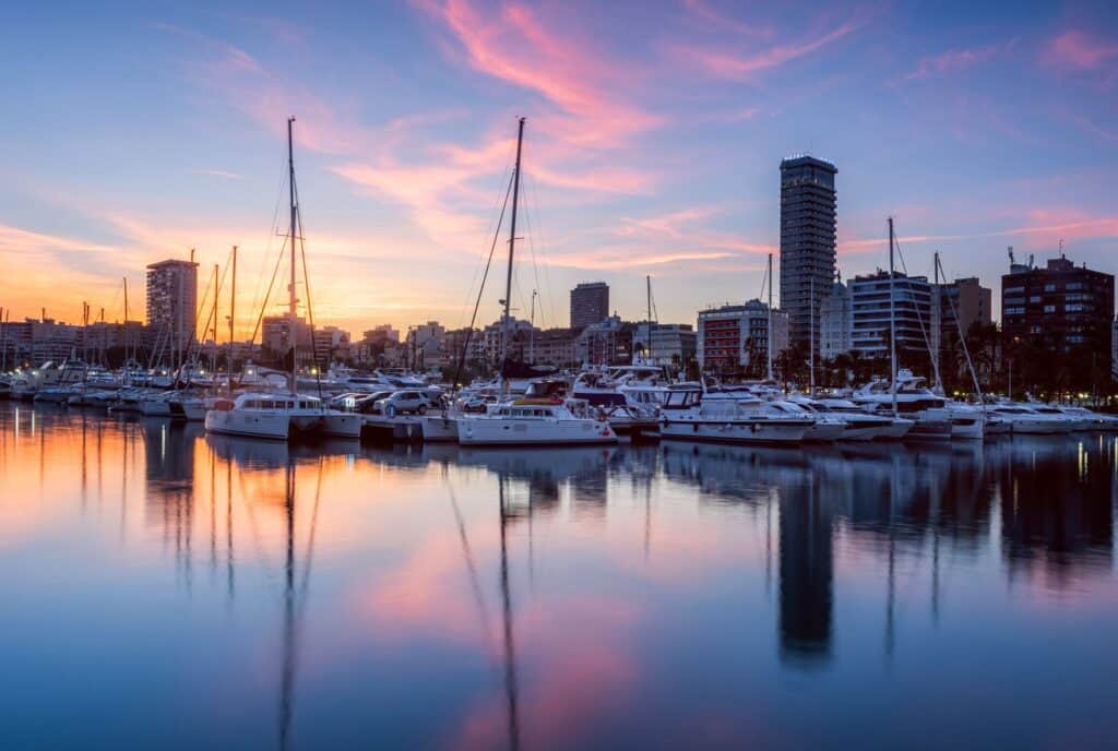 Melia_alicante_utomhus_himmel-1024x688