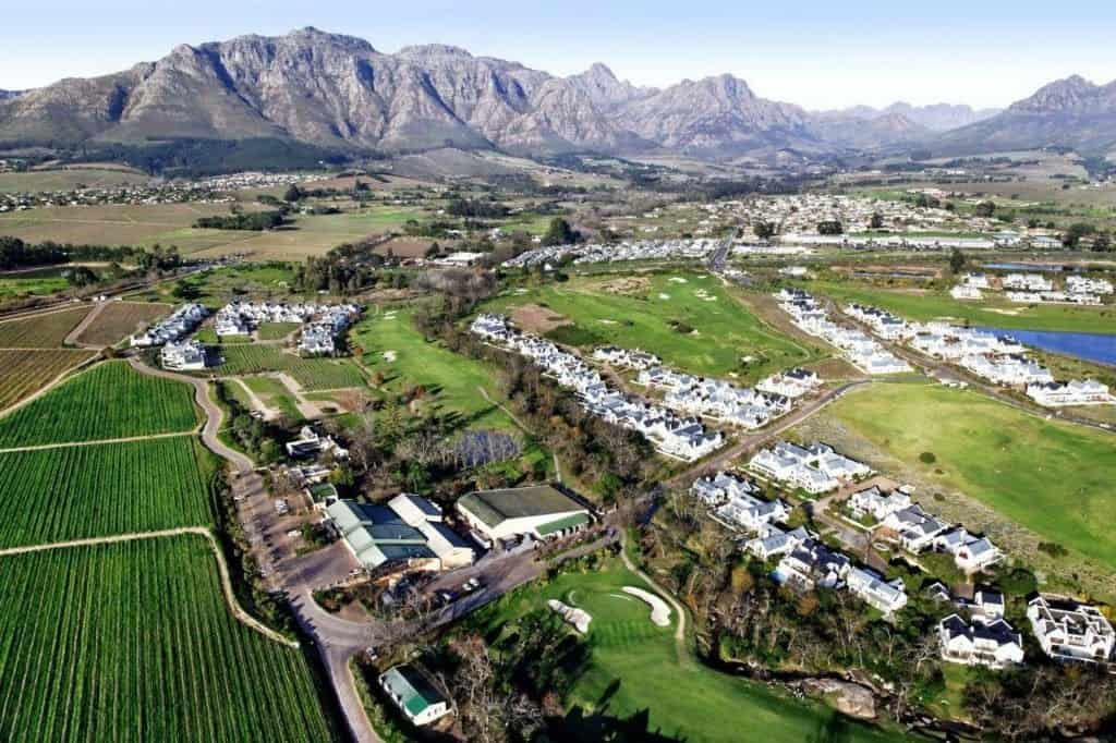 R0I1234_ZalzeA-Kopia-1024x682