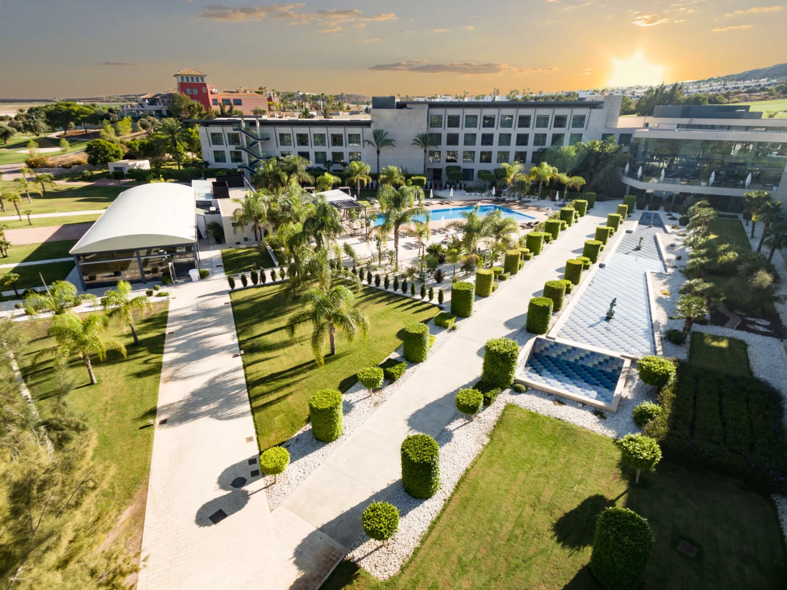 La Finca Resort ligger utanför Alicante och är ett lyxigt hotell med finafaciliteter.