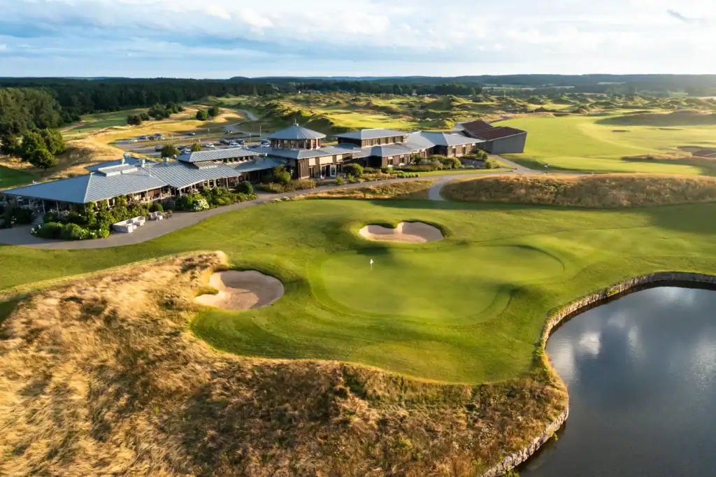 Winston Clubhouse