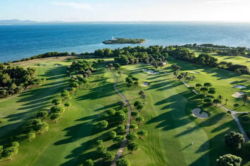 Alcanada Golf på Mallorca är verkligen ett mästerverk!